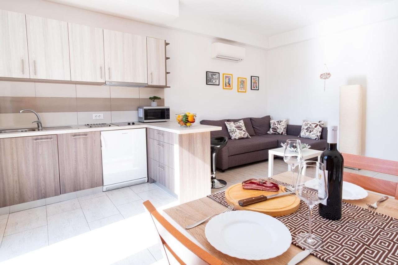 Apartmani Jolly Porec: Blizu Centra I Mora Экстерьер фото