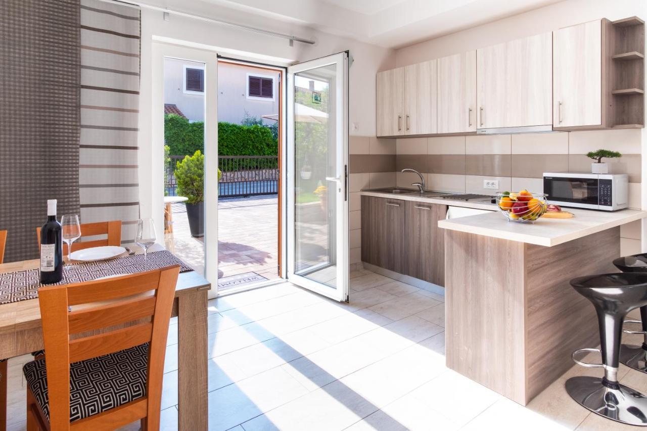 Apartmani Jolly Porec: Blizu Centra I Mora Экстерьер фото